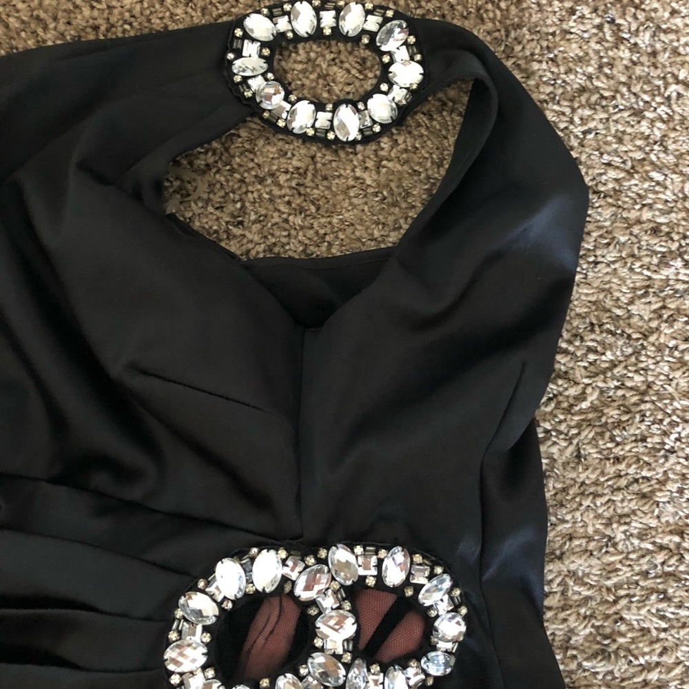 💗6/ $25 💗 Black Cocktail Mini Dress - Picture 3 of 3